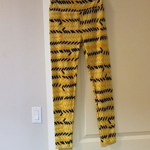 LulaRoe one size leggings
